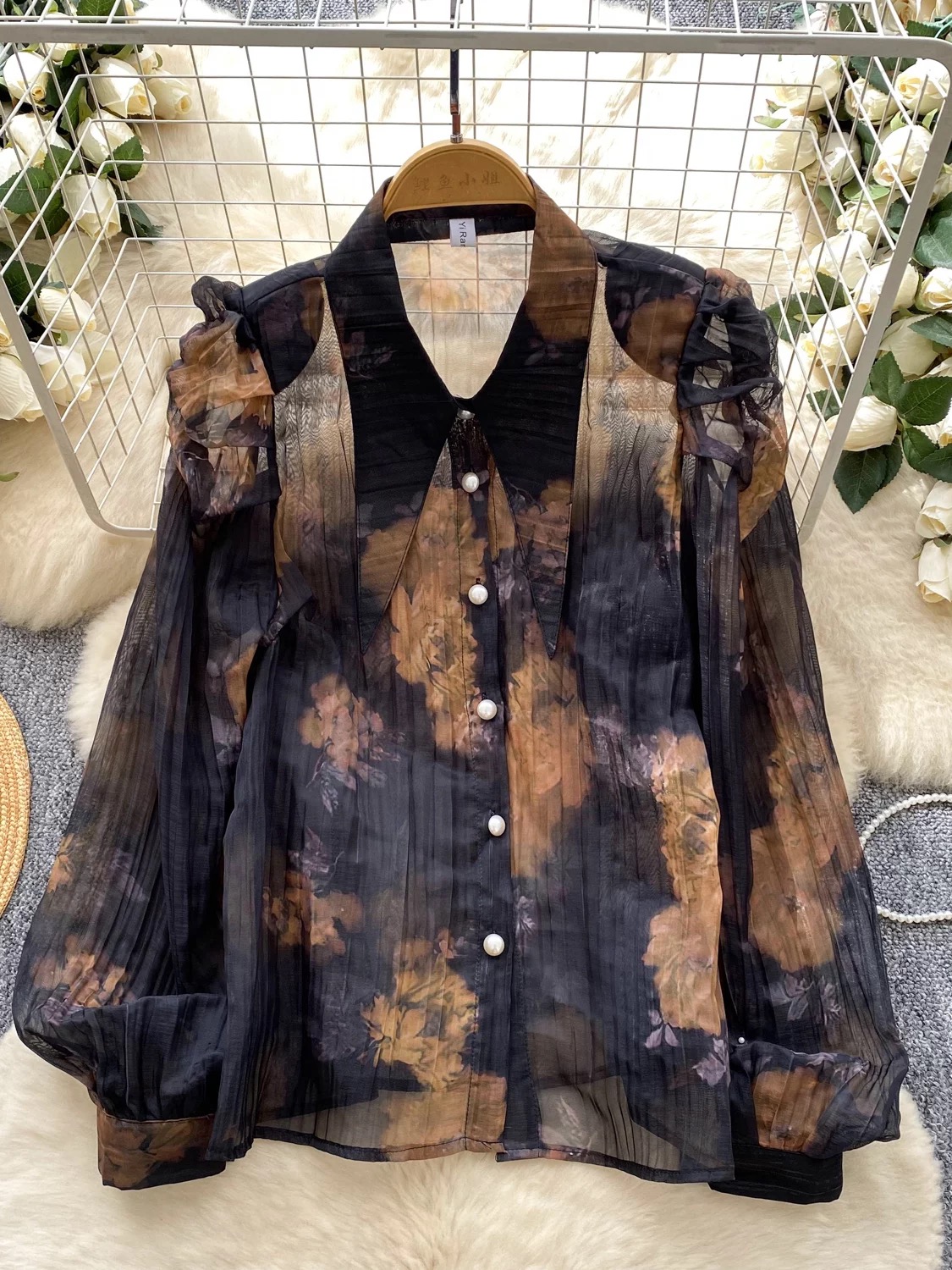 Passionate embrace blouse BE403 images